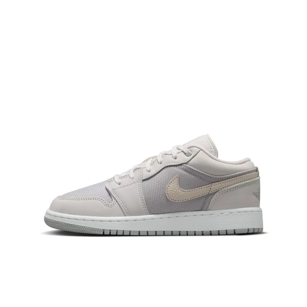 Nike Air Jordan 1 Low SE Gs Gri Basketbol Ayakkabısı · IO2060-100 (2/10)