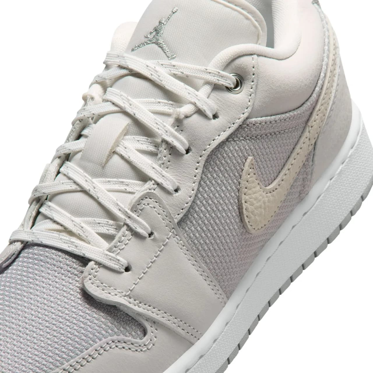 Nike Air Jordan 1 Low SE Gs Gri Basketbol Ayakkabısı · IO2060-100 (9/10)