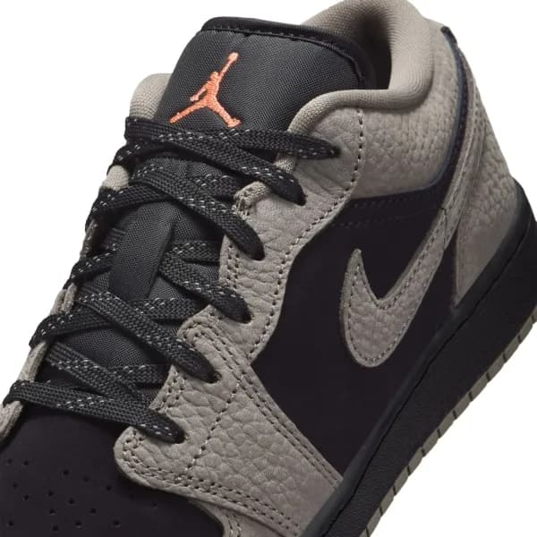 Nike Air Jordan 1 Low SE Gs Basketbol Ayakkabısı — Çok Renkli · IB7111-005 (9/10)