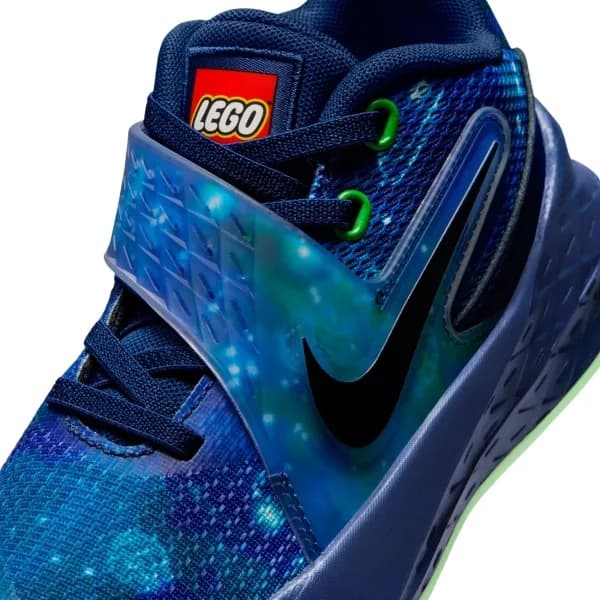 Nike Team Hustle D 12 x LEGO® Collection Ps Çocuk Basketbol Ayakkabısı — Çok Renkli · IM3658-400 (9/12)