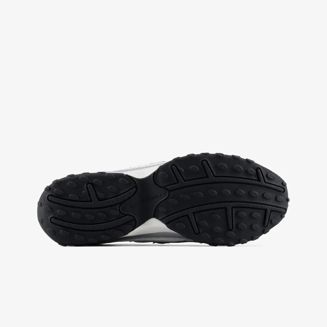 New Balance 204L 'Sea Salt Silver Metallic Navy' — Gri · U204LPC (3/6)