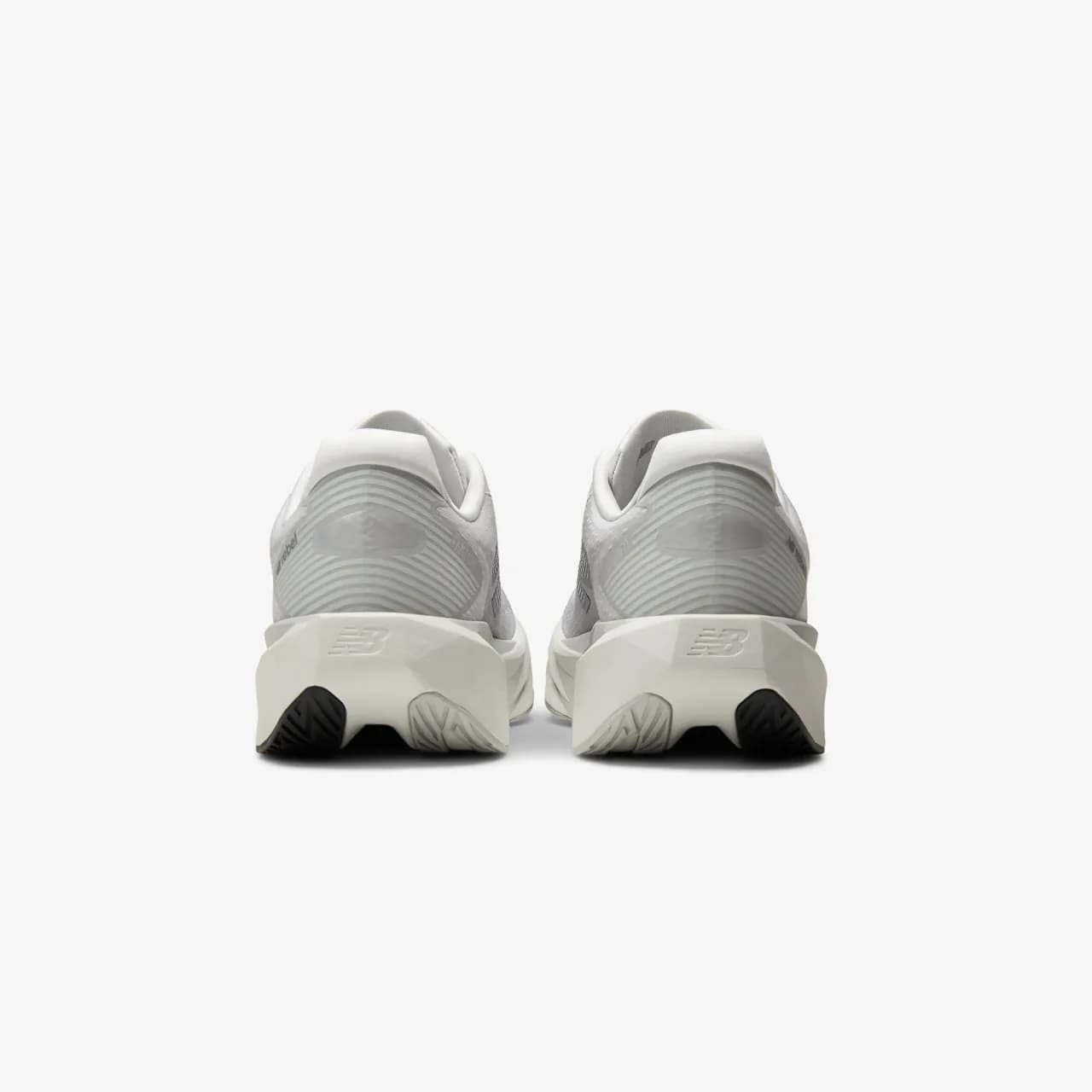 New Balance FuelCell Rebel v5 Erkek Gri Koşu Ayakkabısı · MFCX3NO (2/5)