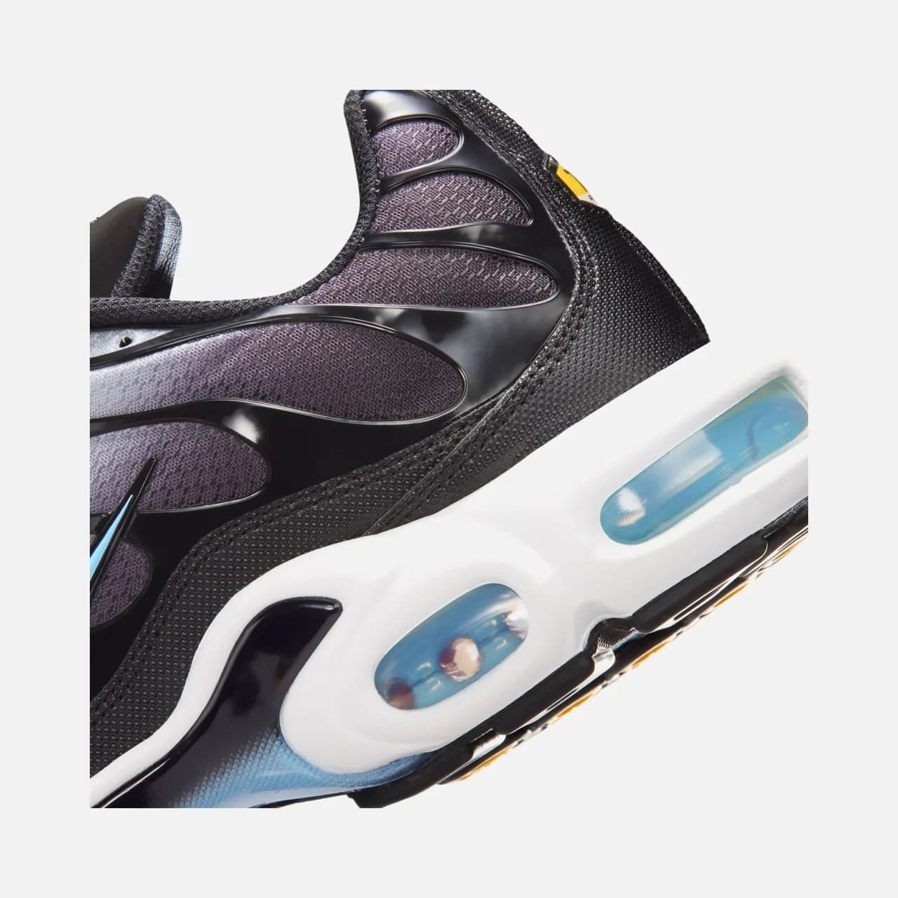 Nike Air Max Plus Erkek Spor Ayakkabı — Çok Renkli · DM0032-042 (8/8)