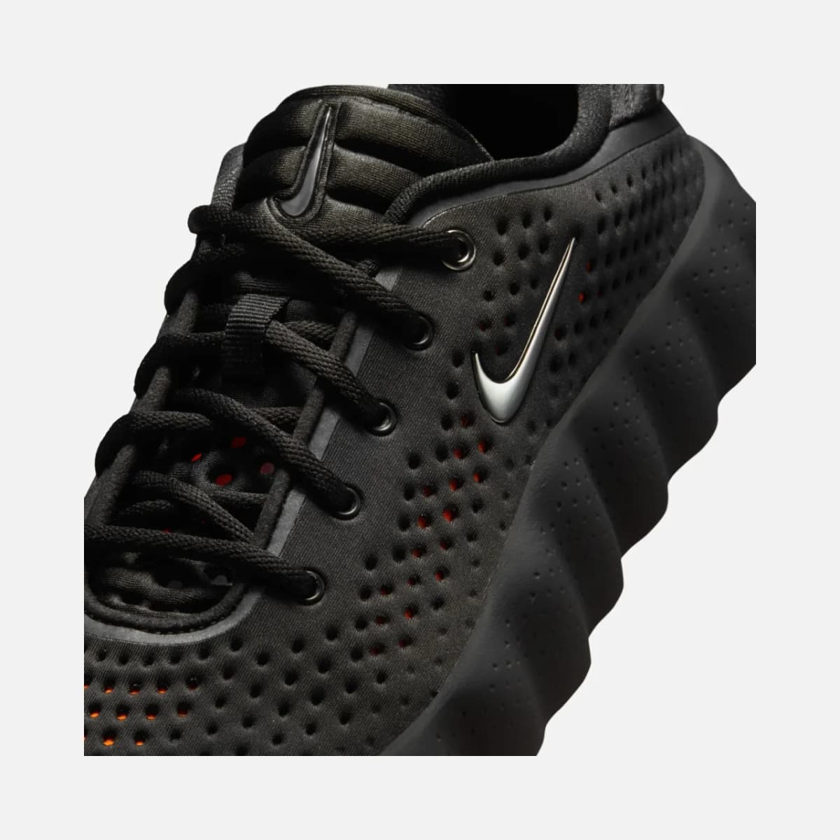 Nike Mind 002 Kadın Spor Ayakkabı · HQ4310-001 (10/12)