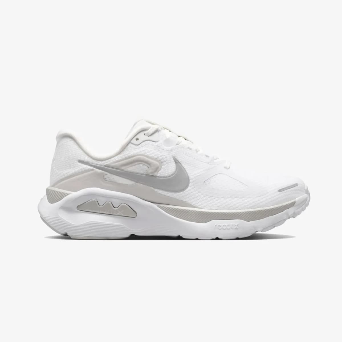 Nike Structure Plus Kadın Yol Koşu Ayakkabısı — Çok Renkli