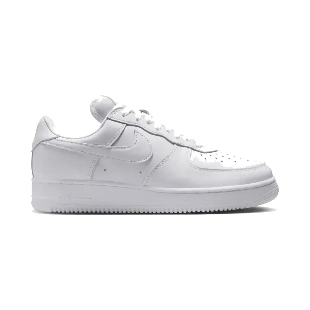 Nike Air Force 1 Low '01 Triple White' — Beyaz
