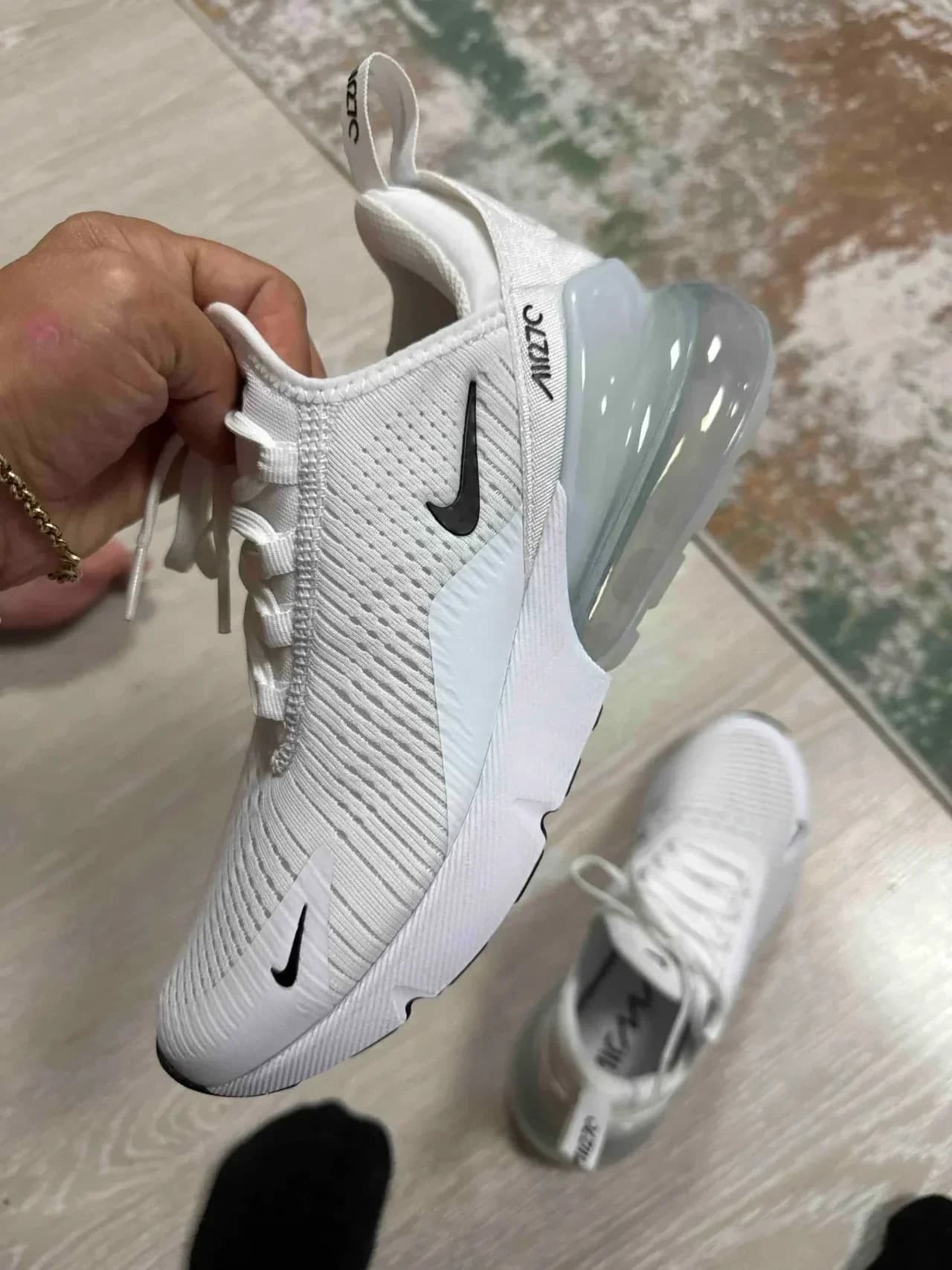 Air Max 270 Kadın Beyaz Sneaker Ayakkabı — müşteri fotoğrafı 2/3 (JustStepTR Müşterisi)