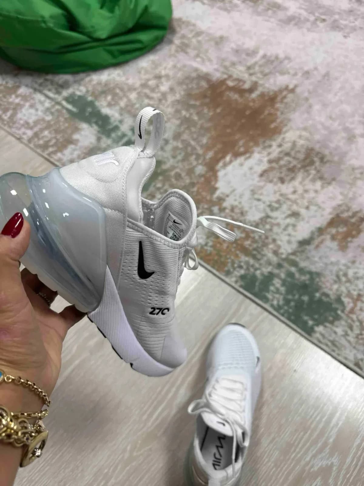 Air Max 270 Kadın Beyaz Sneaker Ayakkabı — müşteri fotoğrafı 1/3 (JustStepTR Müşterisi)