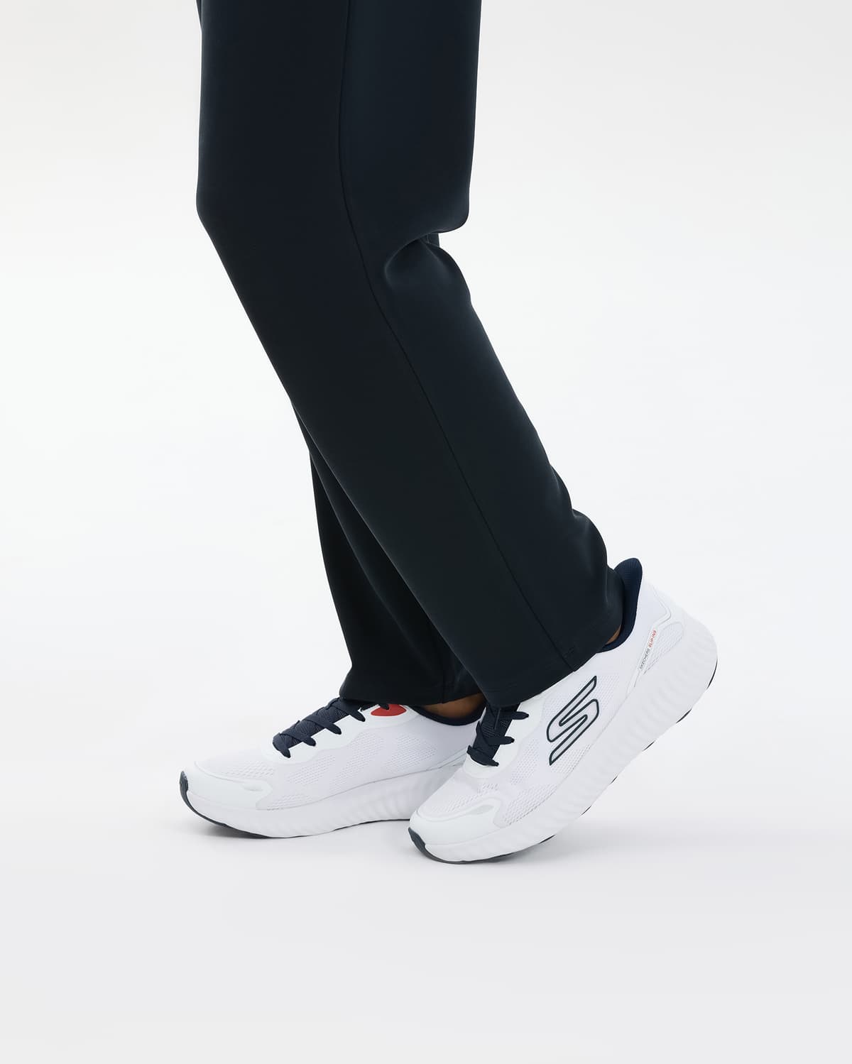 Skechers Go Run Now - Regent Erkek Beyaz Koşu Ayakkabısı · 220392-WNV (8/8)