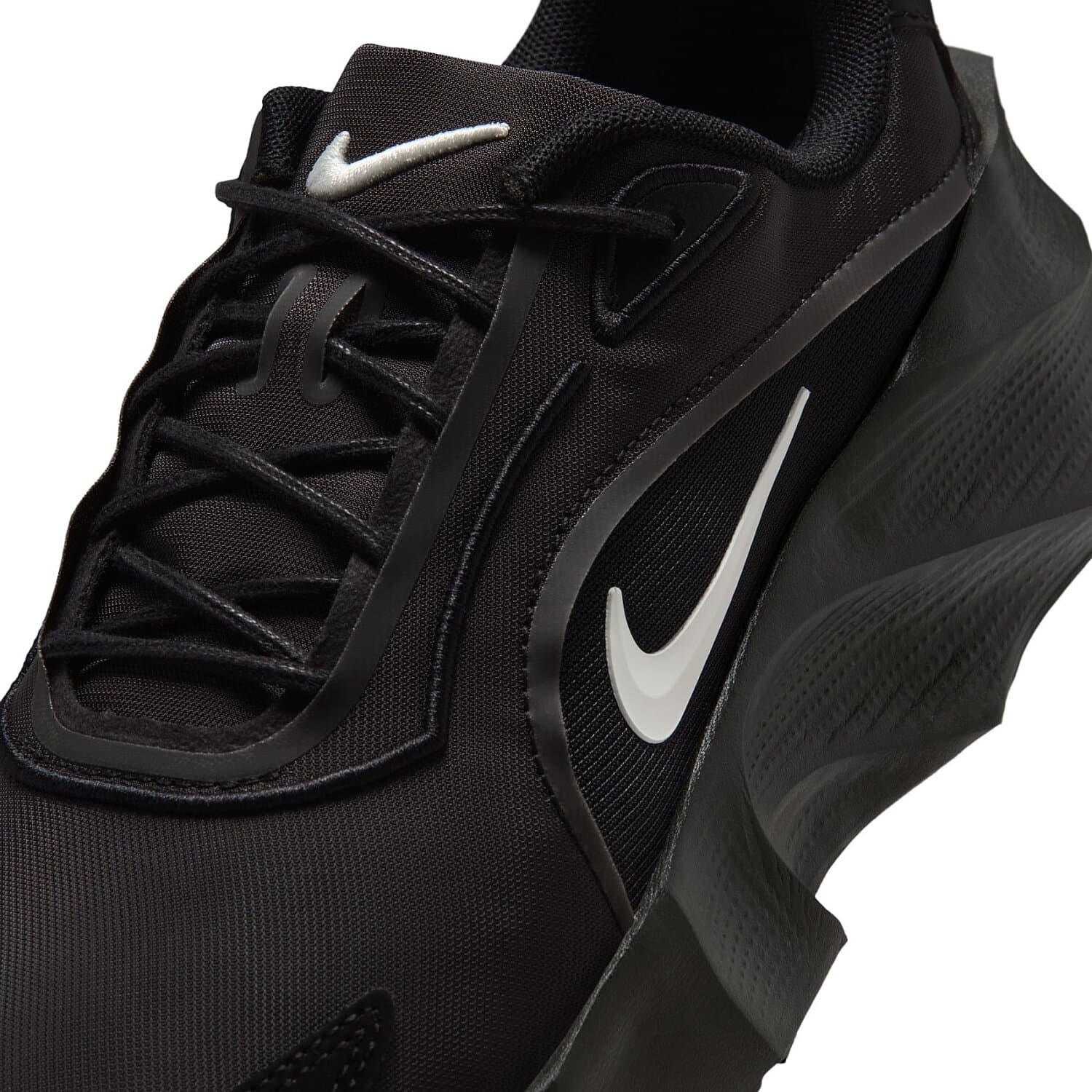 Nike Aura Edge Kadın Siyah Sneaker Ayakkabı · HQ7025-003 (9/10)