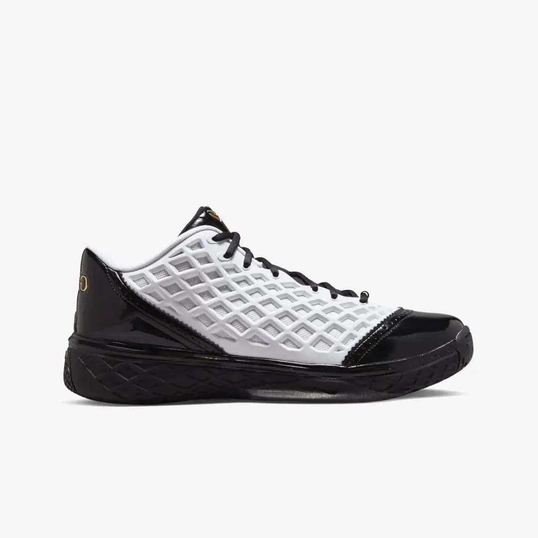 Kobe 3 Low Protro 'Mambacita'