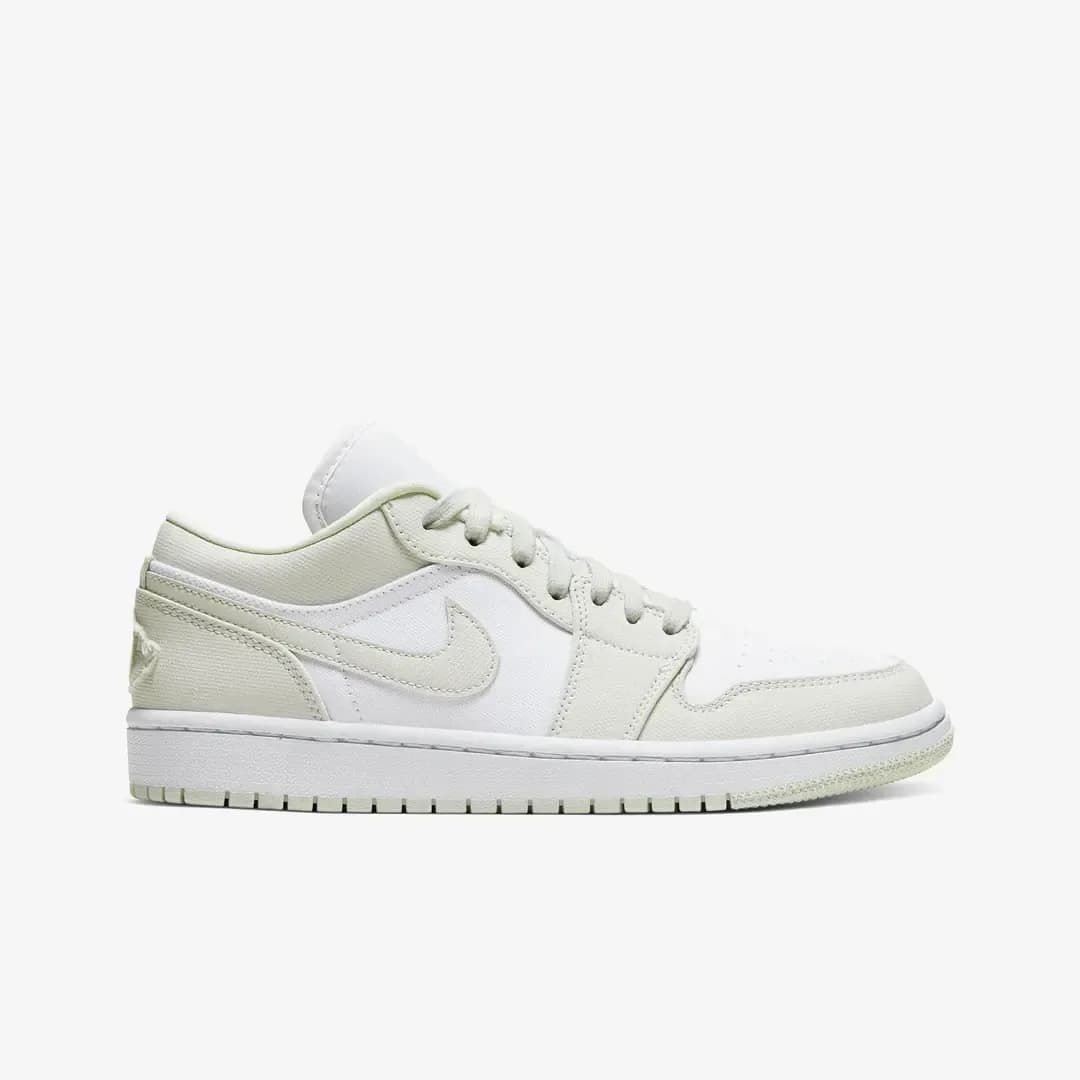 Air Jordan 1 Low 'Spruce Aura' (W)