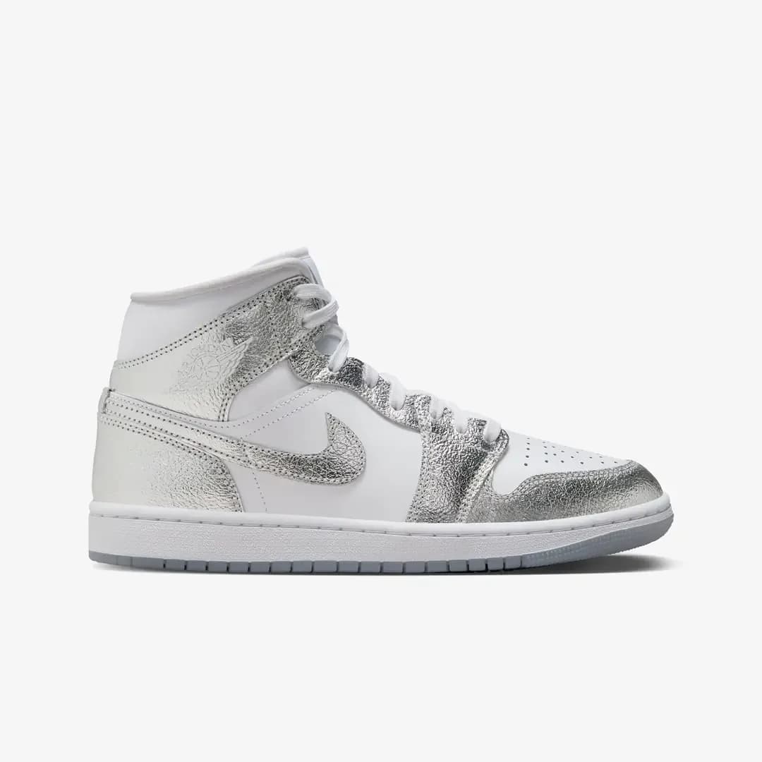 Air Jordan 1 Mid SE 'Metallic Silver' (W)