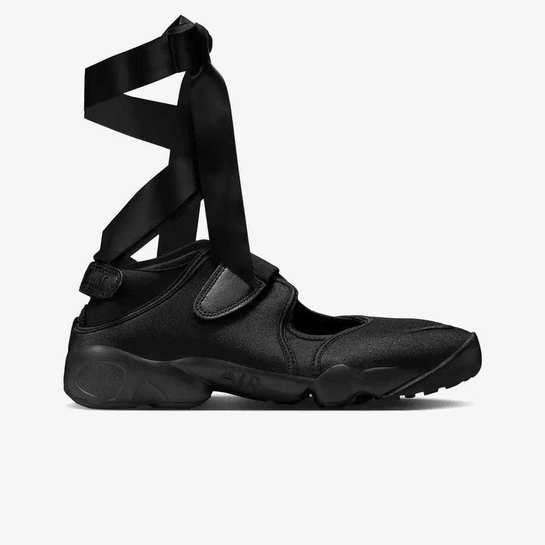 Air Rift 'Triple Black Satin' (W)
