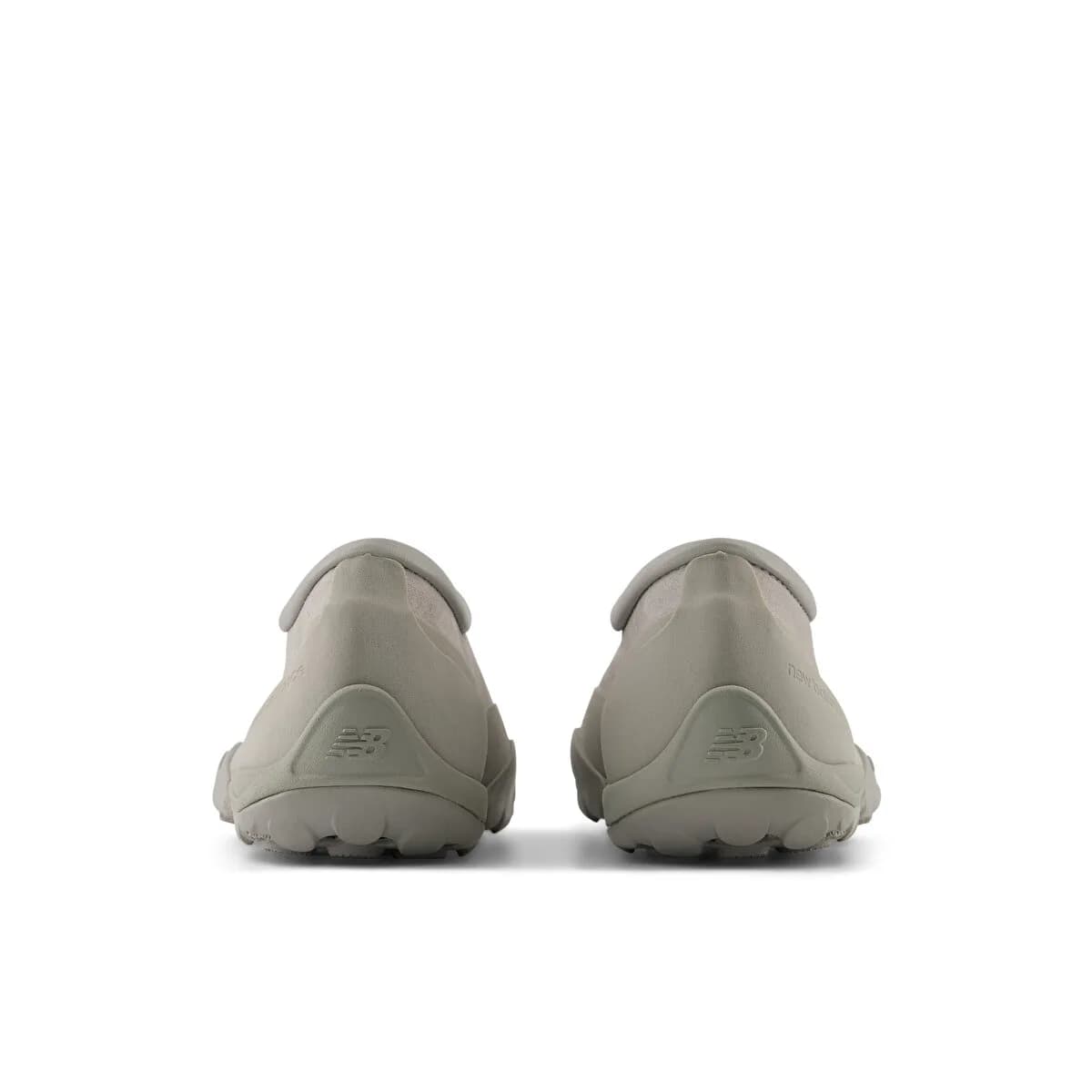 New Balance MT10 Gri Kadın Günlük Giyim