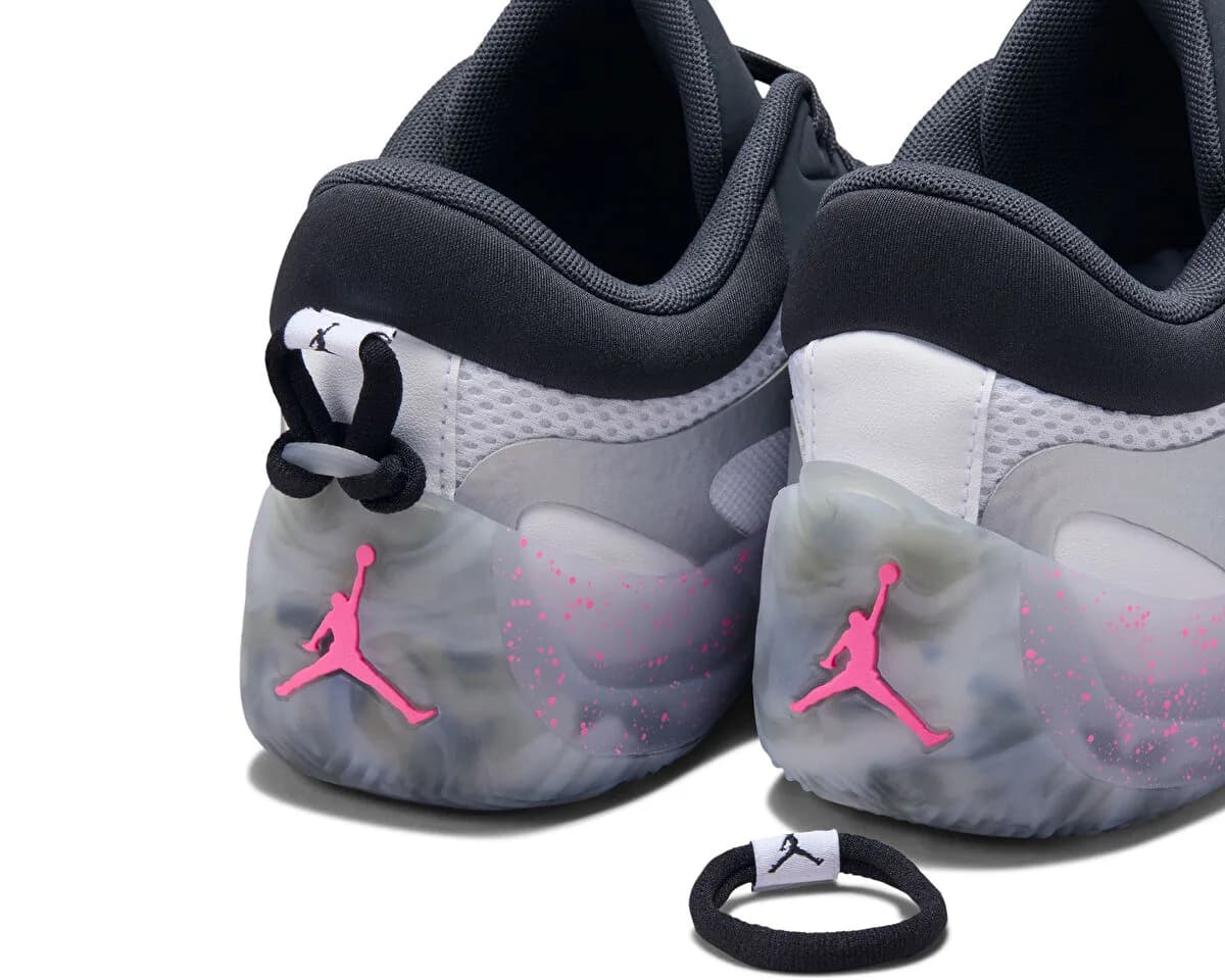 Nike WMNS JORDAN HEIR SERIES 2 — Çok Renkli · HV4417-100 (2/10)
