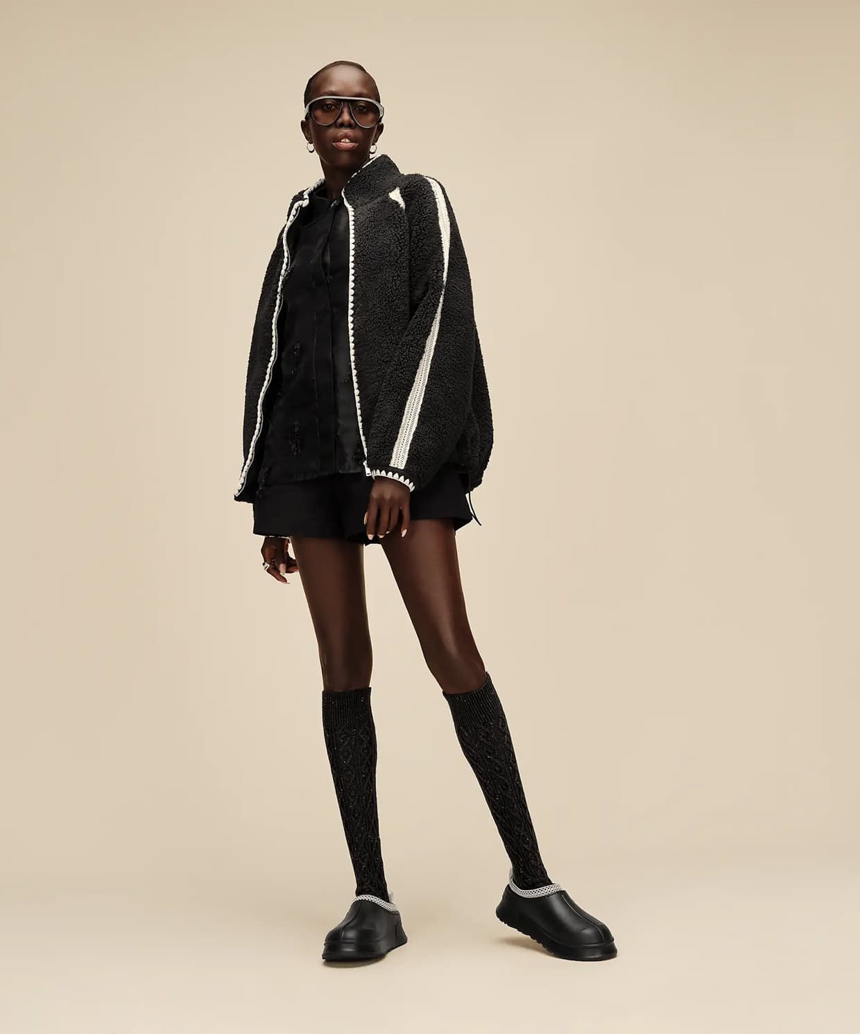 UGG Tazz Molded · 1180371-BLK (9/9)