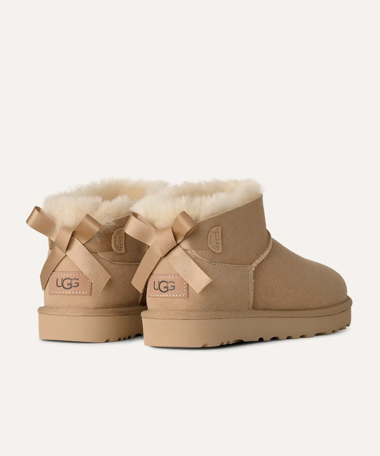 UGG Ultra Mini Bailey Bow · 1185491-SAN (5/9)