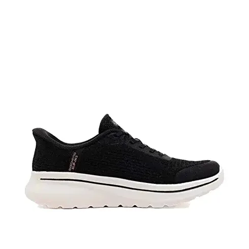 Skechers Kadın Go Walk Arch Fit N Joy Slip ins Ayakkabı Siyah/beyaz