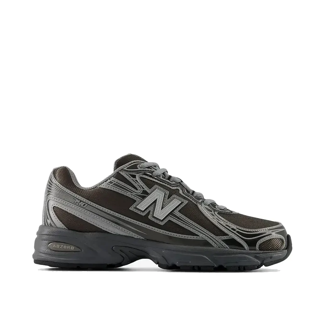 New Balance 740 'Black Metallic Castlerock' — Siyah
