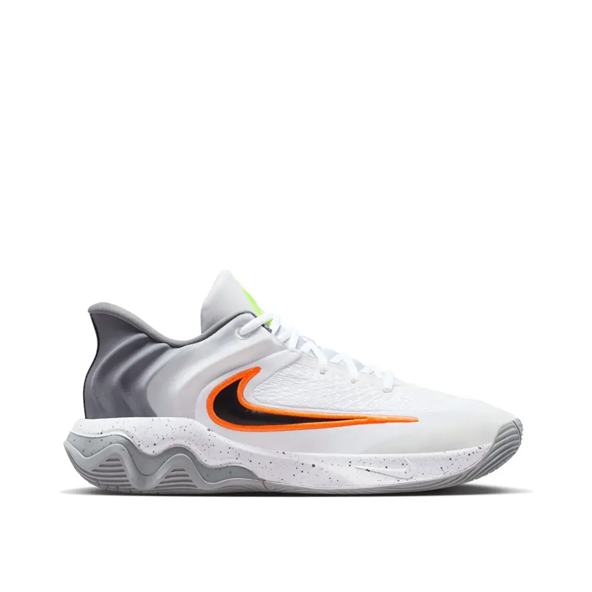 Nike GIANNIS IMMORTALITY 4 · FQ3680-102 (2/17)