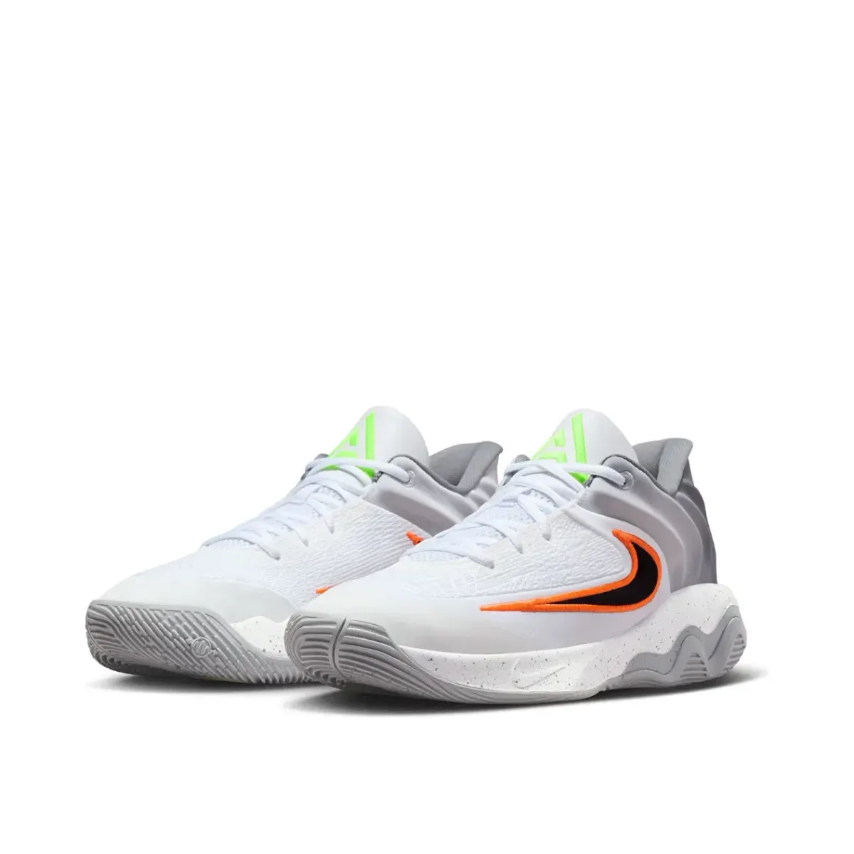 Nike GIANNIS IMMORTALITY 4 · FQ3680-102 (4/17)