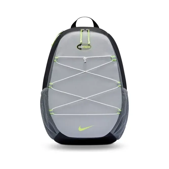 Nike Heritage Sweep Gri Sırt Çantası önden görünüm · IQ1022-011