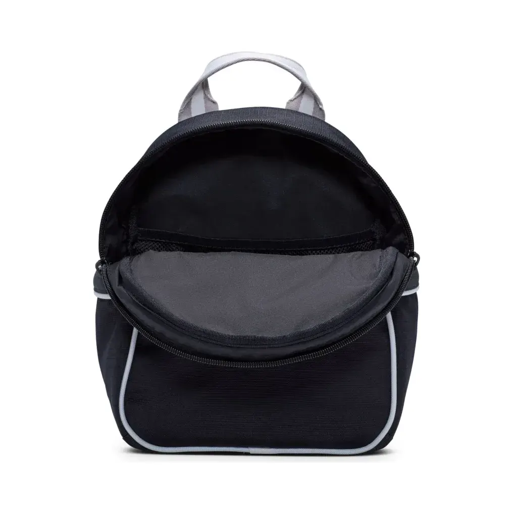 Nike Futura 365 Mini Backpack-Retro Siyah Sırt Çantası — görsel 4 · FQ5559-011 (4/9)