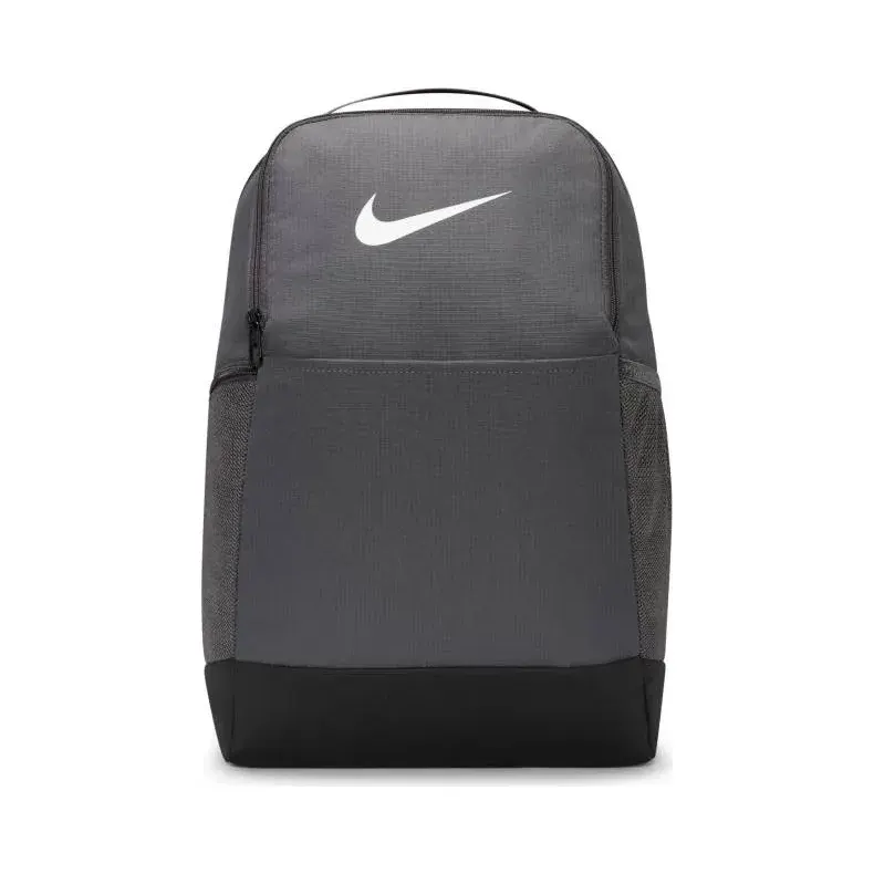 Nike Nike Brasilia Medium Backpack 9 5 24L Unisex Sırt Çantası önden görünüm · DH7709-068