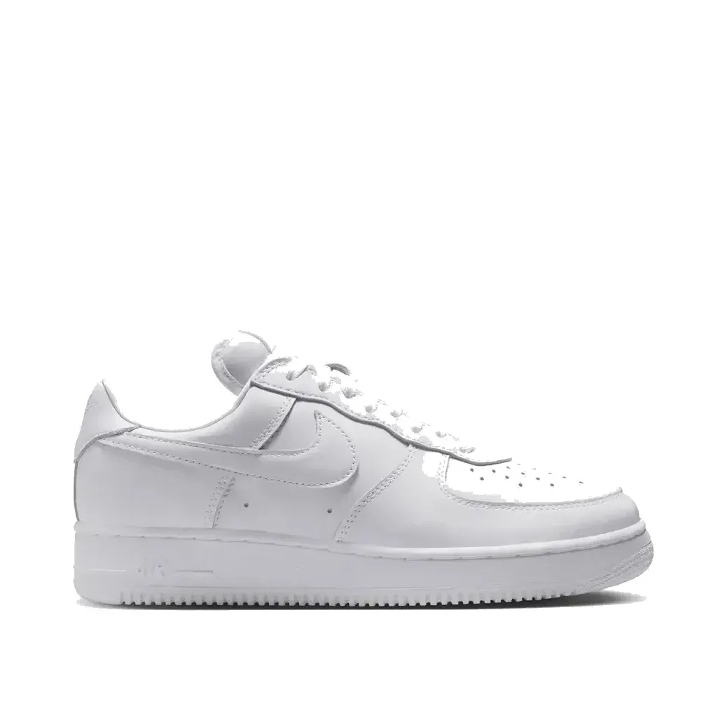 Nike Air Force 1 Low '01 Triple White' — Beyaz