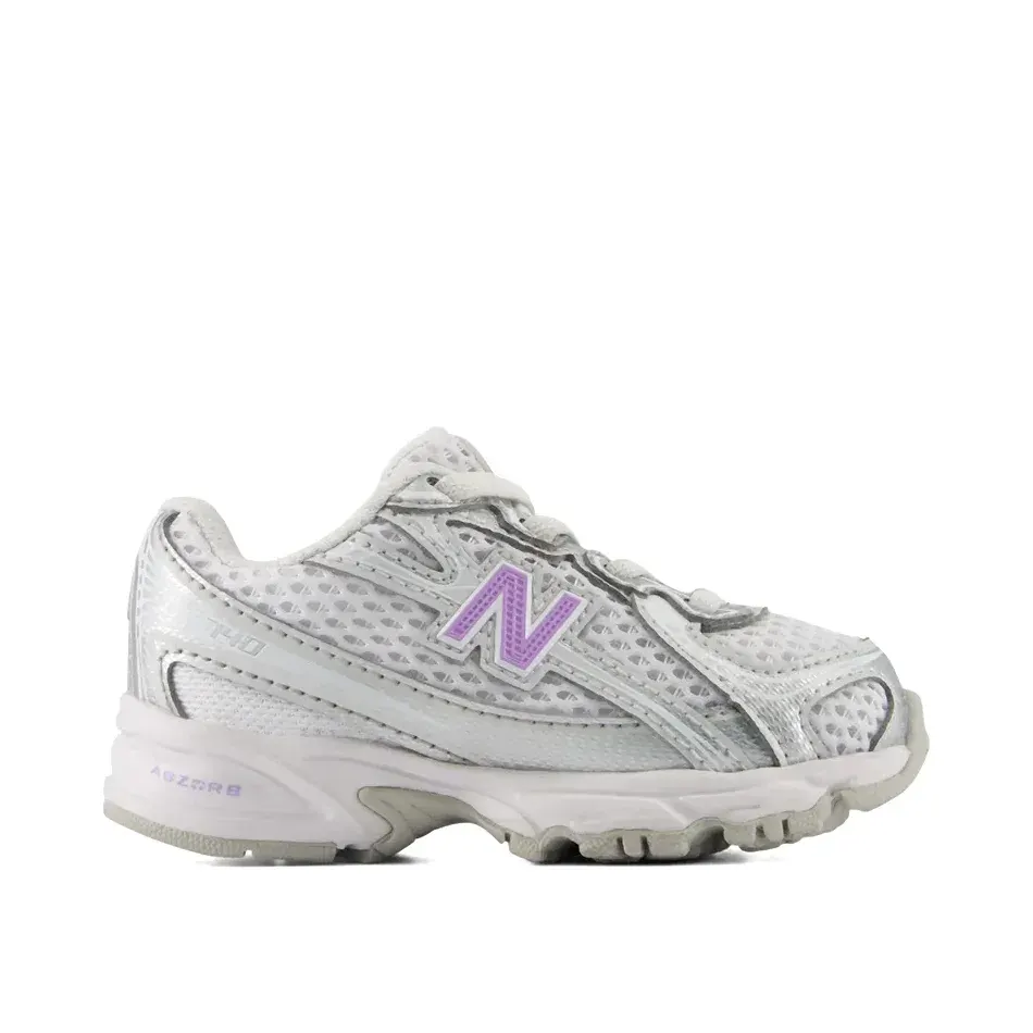 New Balance 740 Çocuk Beyaz Spor Ayakkabı · I7404TE